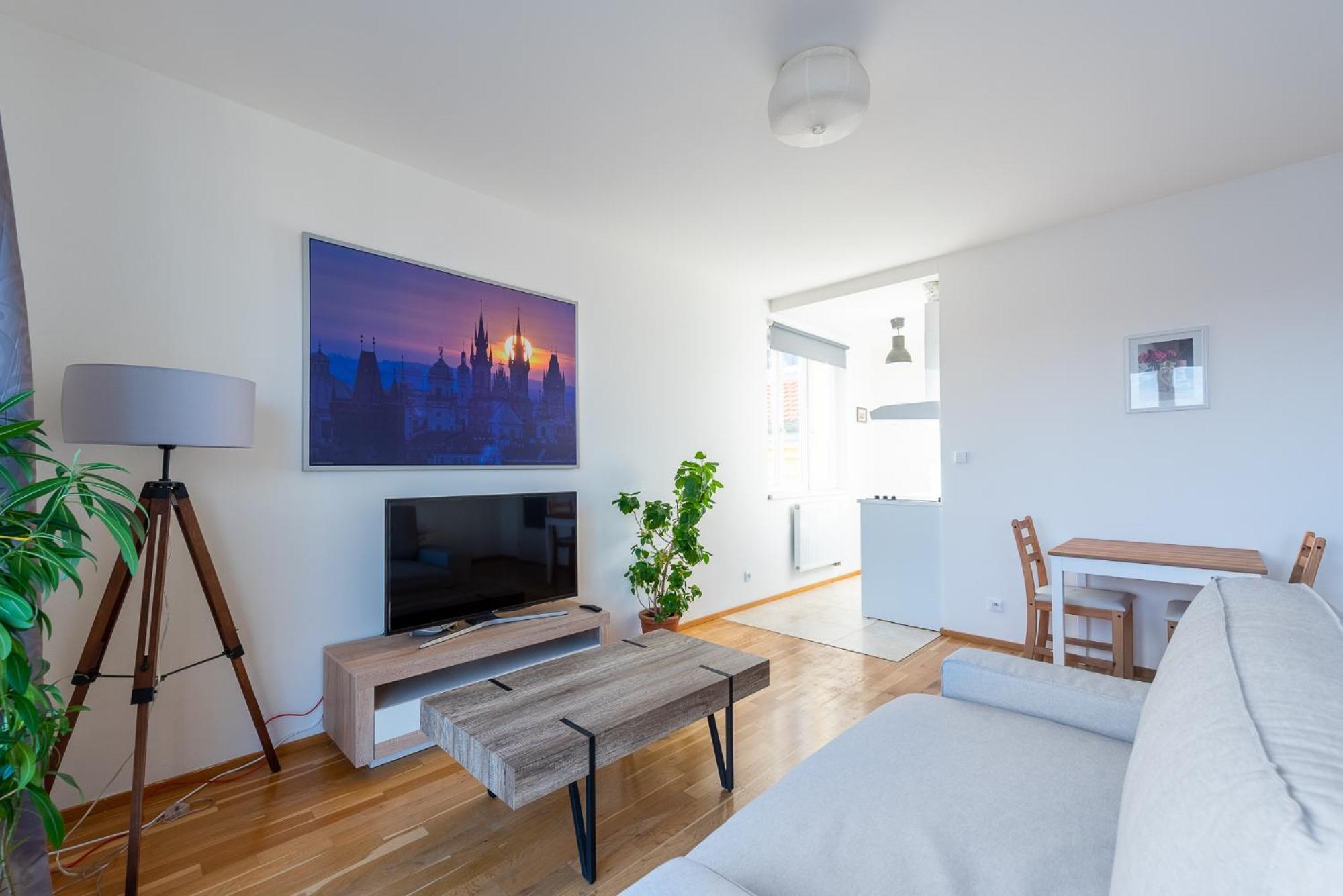 Sunny Safron Apartament *